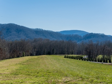 The-Farm-at-Cane-Creek-Fletcher-NC-12