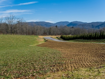 The-Farm-at-Cane-Creek-Fletcher-NC-42